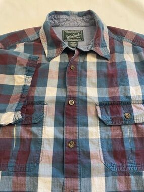 Woolrich Plaid Short Sleeve Button Up Shirt Blue Burgundy Cotton Men’s Medium